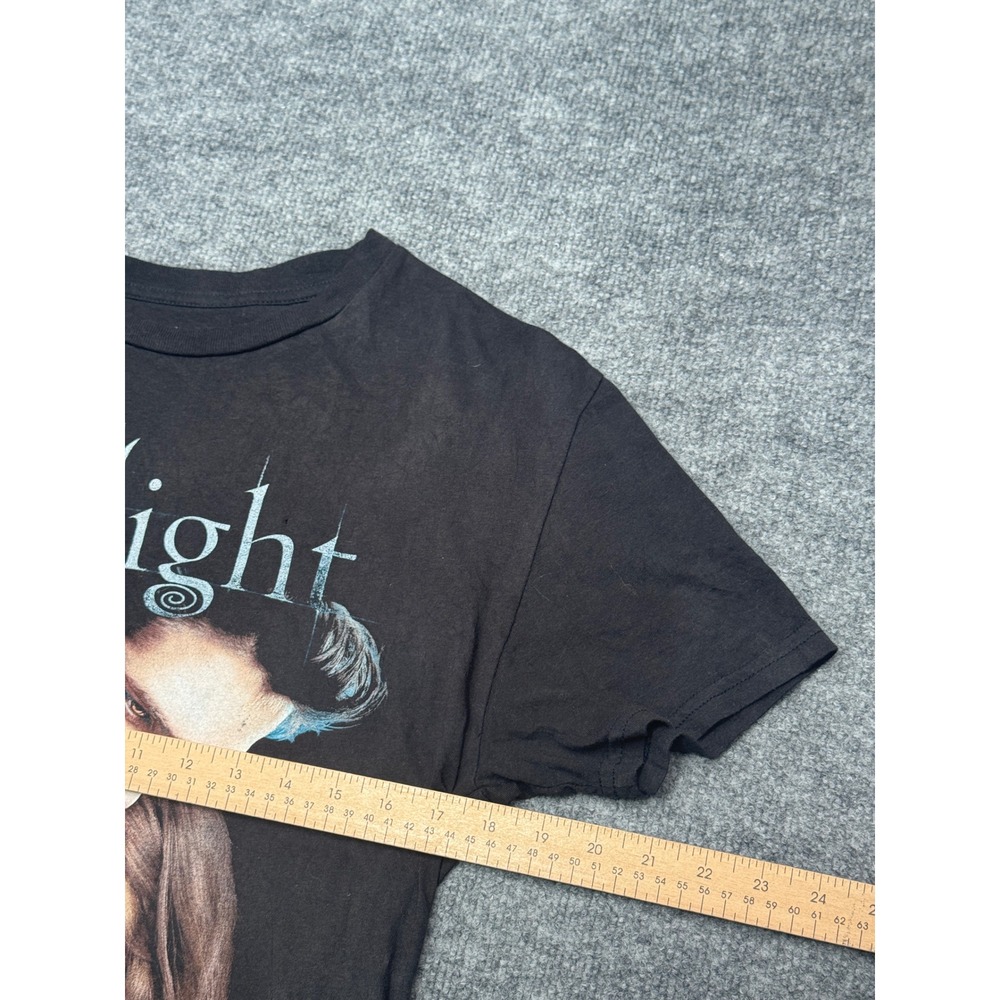 Twilight T-Shirt Edward Bella Black Size Medium Short Sleeve Movie‎ Promo Tee - Picture 4 of 9